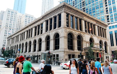 Historic treasures of Chicago’s golden age guided walking tour